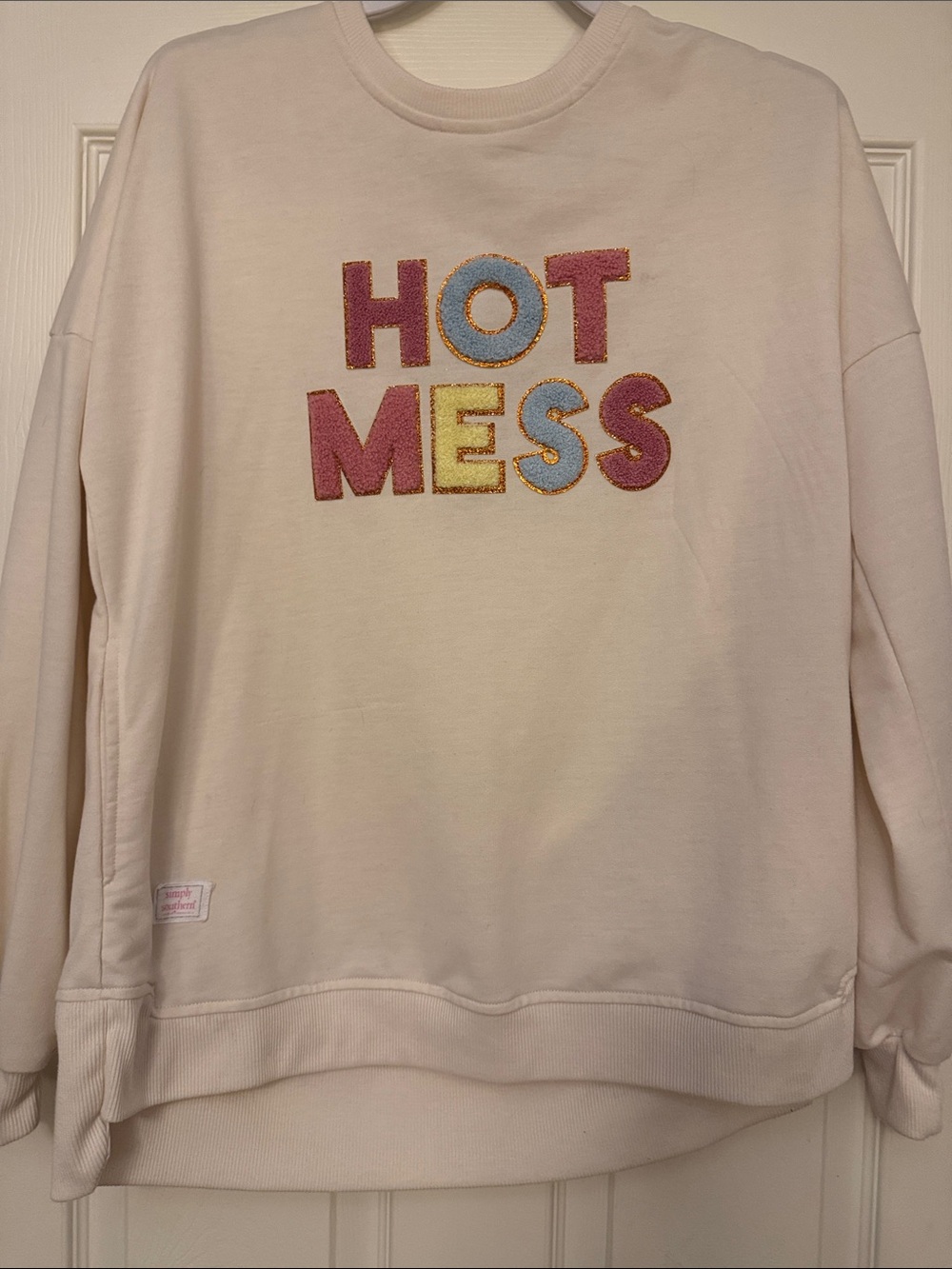 NWOT simply Southern “Hot Mess” sweatshirt in size large with pockets